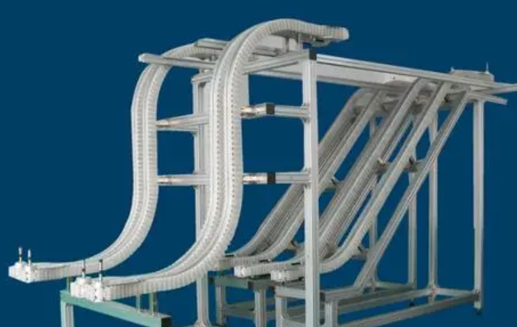 柔性鏈輸送機的優(yōu)勢有哪些？